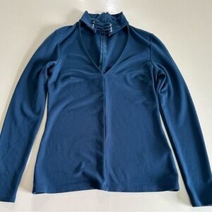 Bebe Long Sleeve Cutout Mockneck Top. Size M